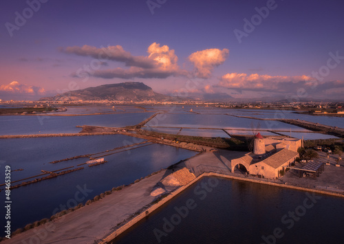 Obraz na plátně Museo del sale alle saline di Nubia in provincia di Trapani