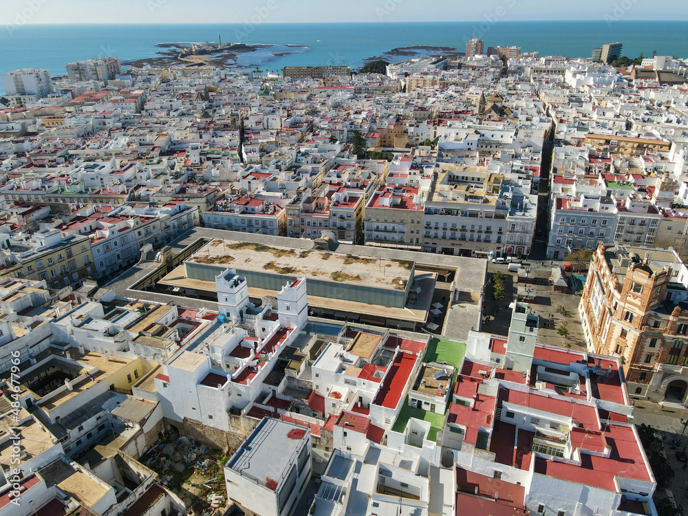 Obraz premium Drone view at the town of Cadiz in Spain