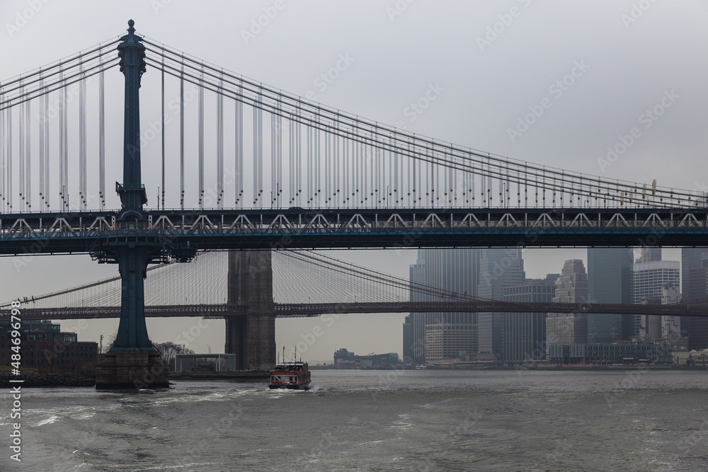 Naklejka premium East river bridges