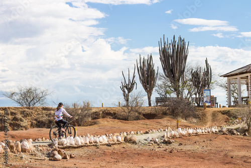 Ciclismo desierto de la tatacoa  villavieja huila colombia photo