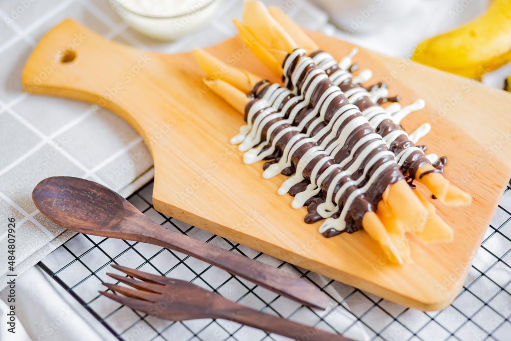 Banana rolls is traditional snacks from Indonesia. made of fried banana