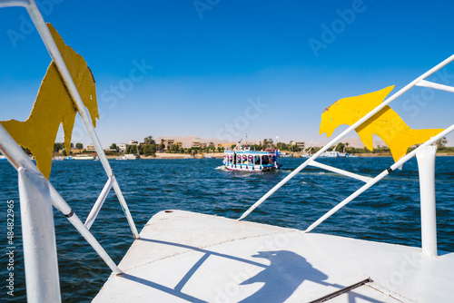 Obraz na płótnie Egyptian Red Sea view from a sailing boat. w salonie