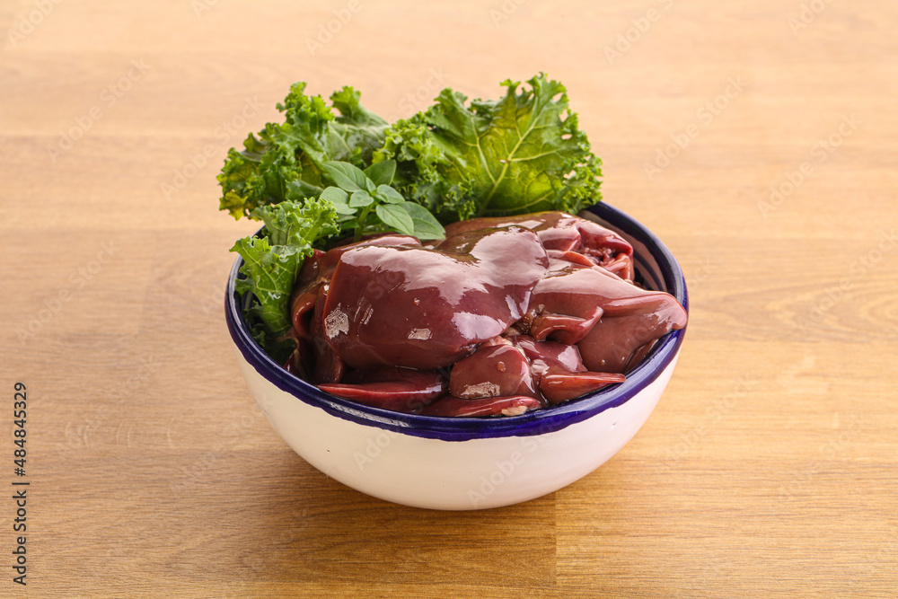 Raw chicken liver in the bowl