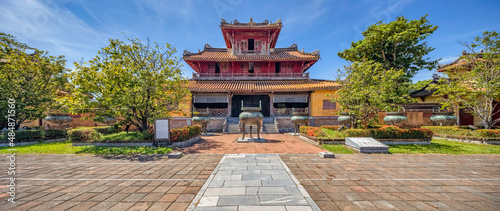 Quadro su tela view of the Cuu Dinh in the Imperial City with the Purple Forbidden City within the Citadel in Hue, Vietnam