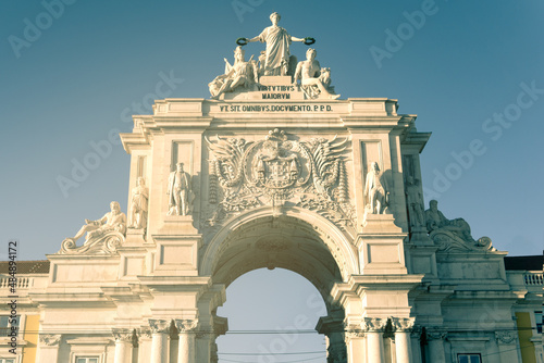 Triumphal arch, lisbon, portugal © ANGEL LARA FOTO