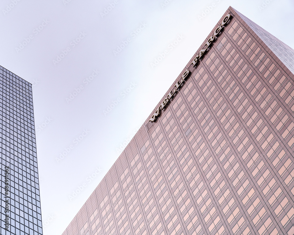 Los Angeles, CA, USA January 31, 2022 Exterior of Wells Fargo Center