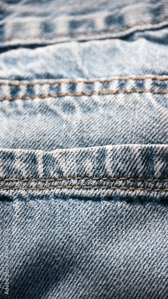 Bolsillo traseo de pantalón vaquero gris Bolsillo traseo de pantalón vaquero gris