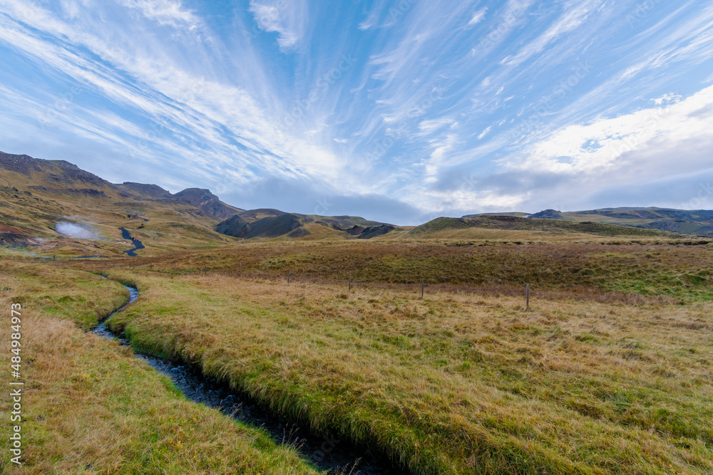 Naklejka premium Wanderung zum Reykjadalur Hot Spring Thermal River