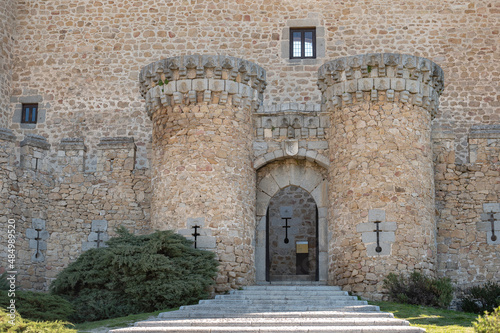 New Castle of the Mendoza  The fortress-palace of the county of Real de Manzanares