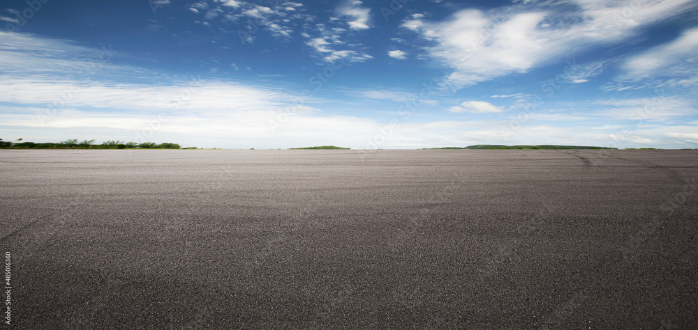Panorama empty asphalt road and tarmac floor. Cloudy sky - obrazy, fototapety, plakaty 