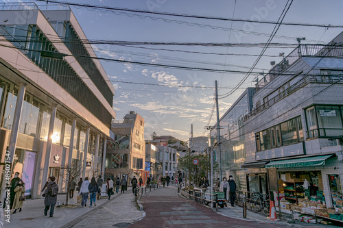 東京都渋谷区原宿から見た夕方の都市景観