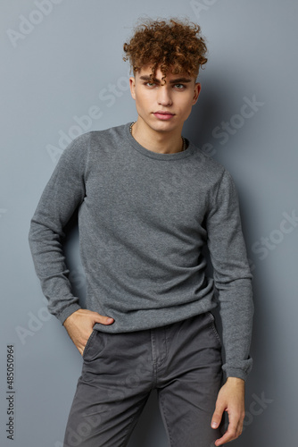 Fotografie Attractive man posing stylish clothes model isolated background