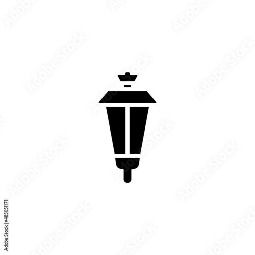 Garden lamp icon vector design templates © ndog717