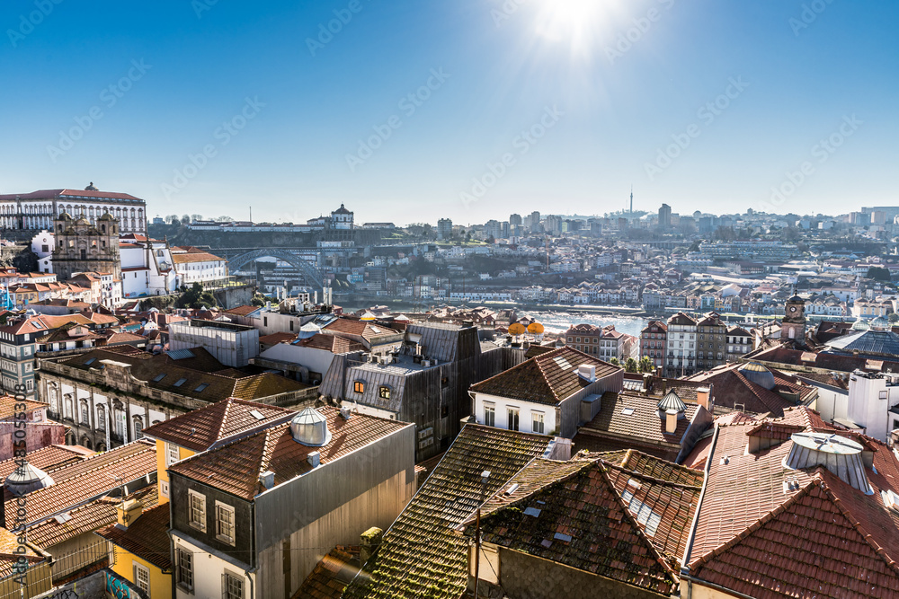 Vue sur Porto depuis le Belvédère de Vitoria