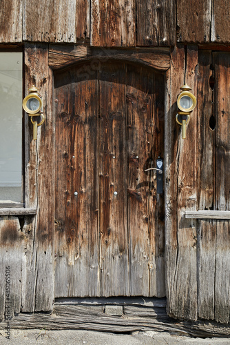 The door to the old barn