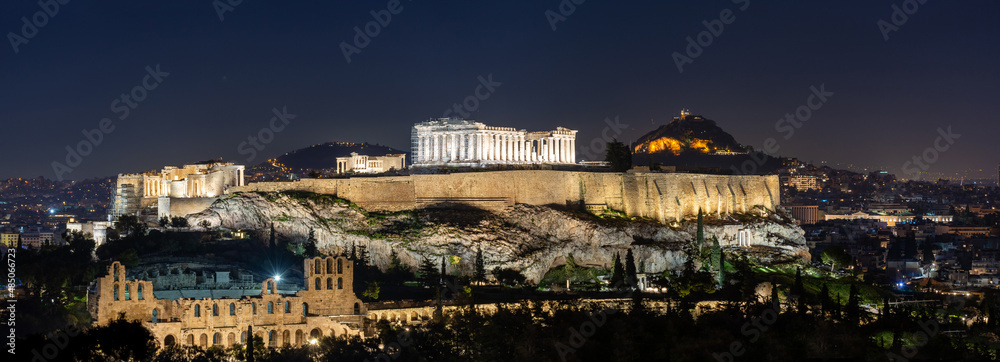 Greece Athens at night, view of the temple of the Acropolis Parthenon, cityscape - obrazy, fototapety, plakaty 
