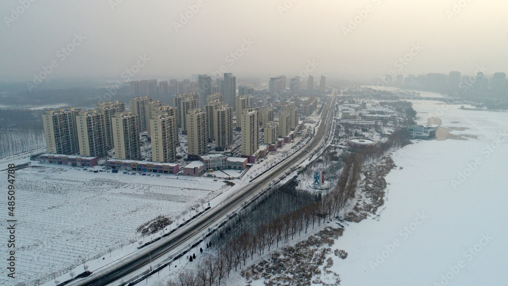 Urban snow scenery, North China