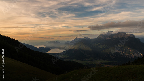 coucher de soleil sur le lac d Annecy