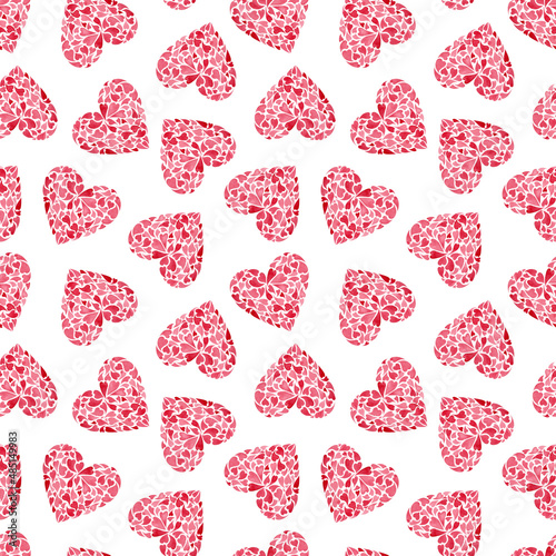 Watercolor red heart seamless pattern. Lacy hand-drawn hearts. Valentine's day background.