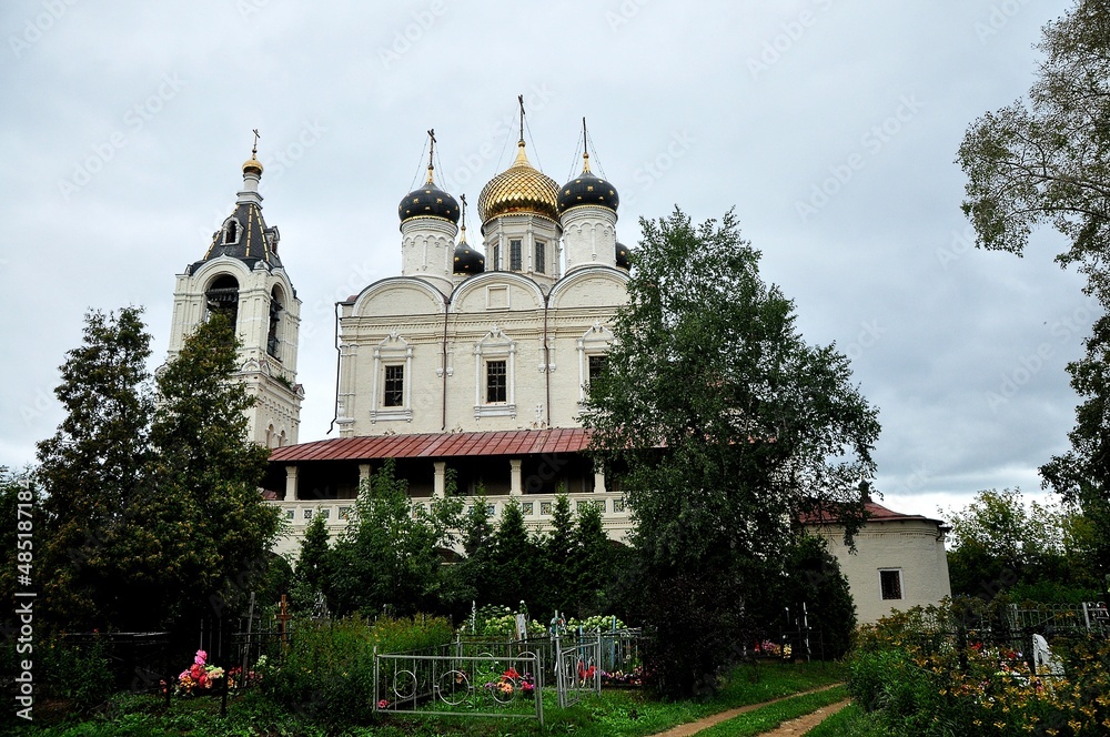 Krasnokholmskaya Novo-Solovetskaya Marchugovskaya Desert is a monastery on the banks of the Moskva River in the village of Faustovo in the Voskresensky district of the Moscow Region, which has been as