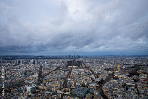 aerial view of paris with eiffel tower and les invalides © David Delgado