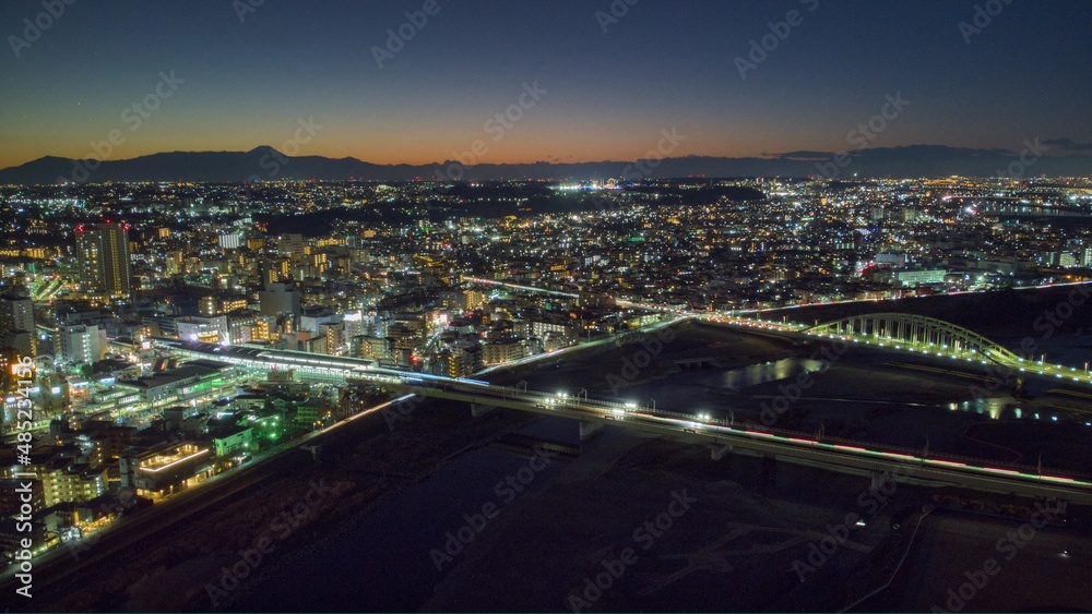 橋のある夜景　空撮　ドローン