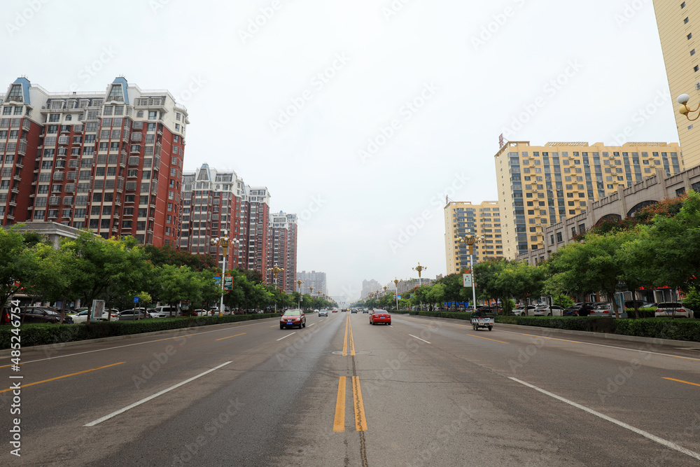 The urban architectural scenery is in a small county, North China