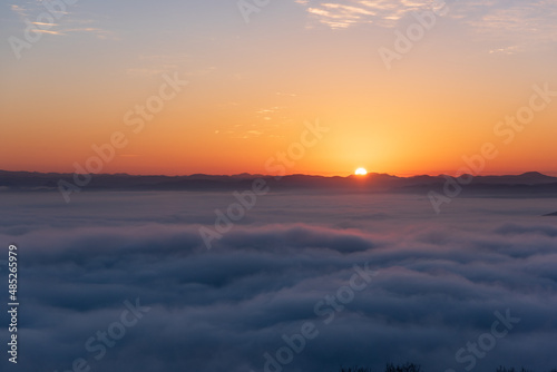三次の雲海と日の出 © Nori