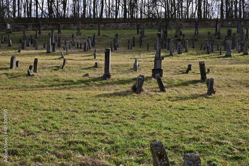 Jüdischer Friedhof in Gerolzhofen, mit alten Grabsteinen photo