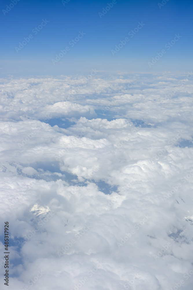 vu aérienne sur mer de nuage et océan vu aérienne sur mer de nuage et océan