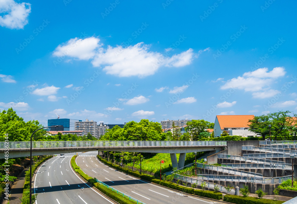 郊外の住宅地　多摩ニュータウン