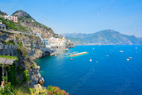 Amalfi coast, Italy © neirfy