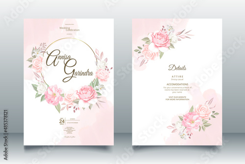 Romantic Flower Wedding Invitations Card © MARIANURINCE