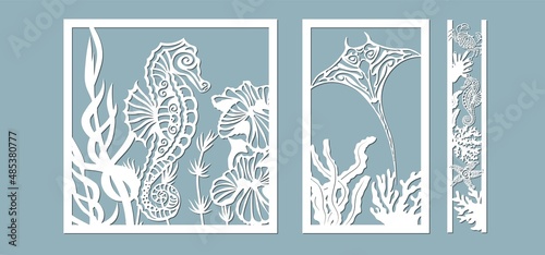 scate, starfish, seahorse, crab, algae, corals, Kelp, laminaria, Macrocystis, Brown alga, rockweed, Fucus, Posidonia . Vector illustration. Set of paper marine animals stickers. Laser cut. Set templat