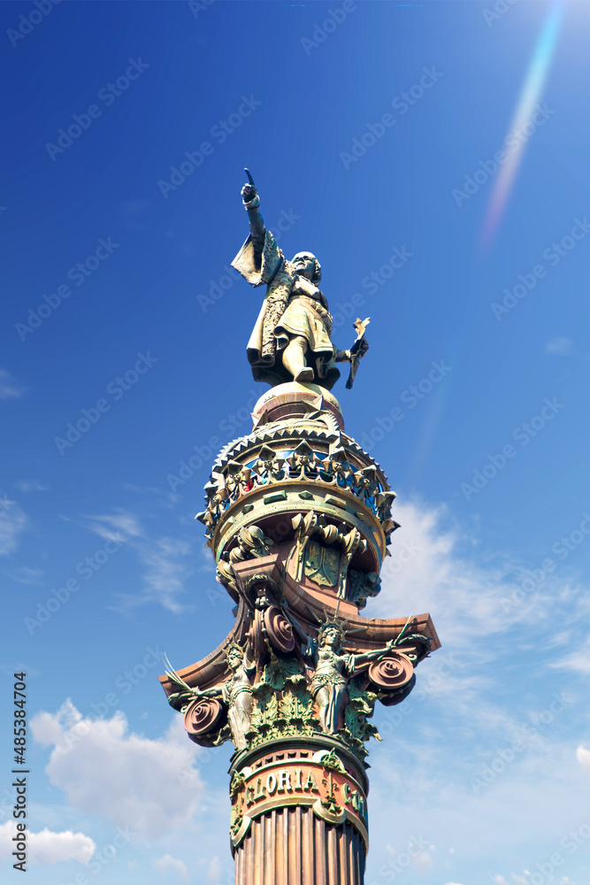 Fototapeta premium Christopher Columbus monument in Barcelona, Spain