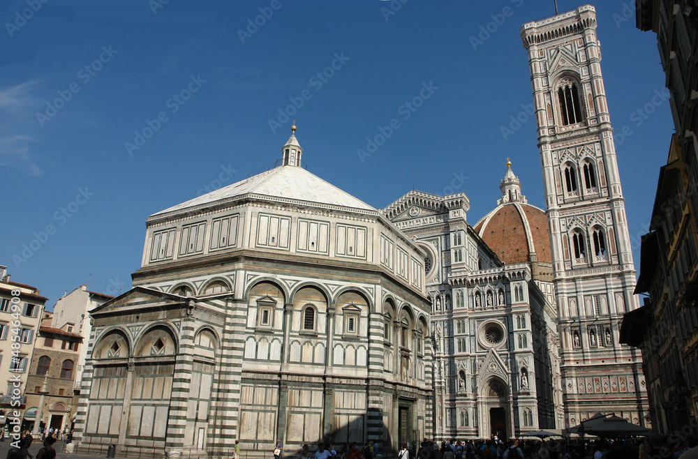 フィレンツェのドゥオーモ（サンタ・マリア・デル・フィオーレ大聖堂）とジヨットの鐘楼