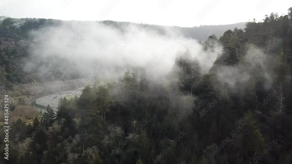 fog rolling in to mountains fog rolling in to mountains
