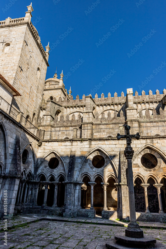 Cloître de la Sé cathédrale de Porto