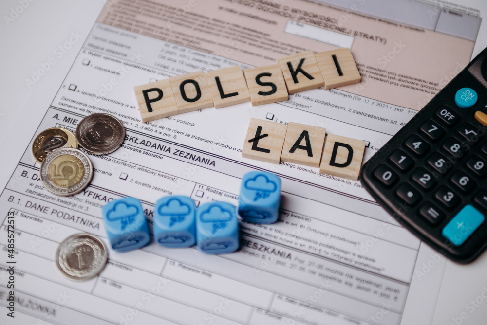 Fototapeta premium Polski ład na tle pit 37