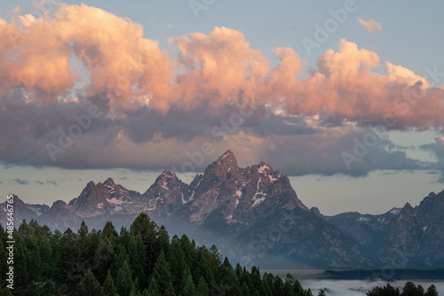 Obraz na płótnie Grand Teton mountains at Sunset w salonie