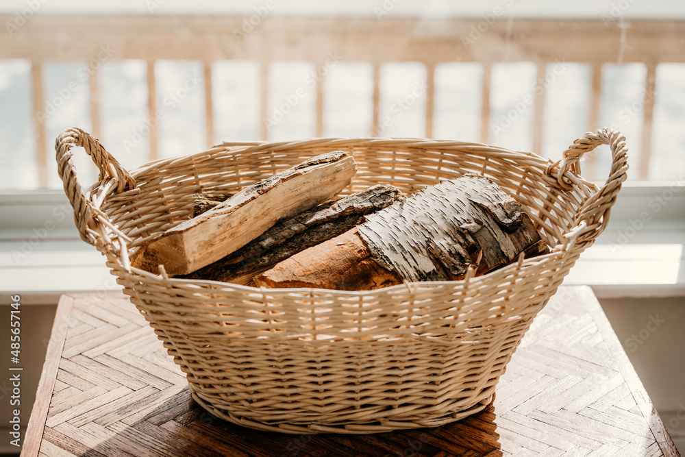 Obraz premium Basket of Fire Wood
