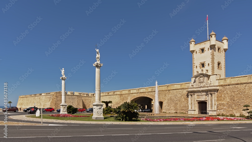 Las Puertas de Tierra, Gate with tower in the old city walls of Cadiz