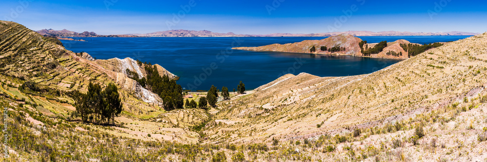 Isla del Sol (Island of the Sun), Lake Titicaca, Bolivia, South America