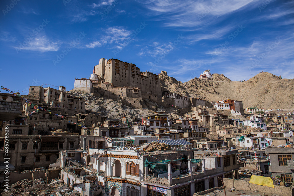 The whole Leh town is build around the mountain area, the old town is a compact area of mud brick houses and narrow lanes.