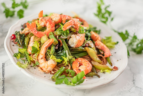Asian Fried Shrimps with Buckwheat Noodles