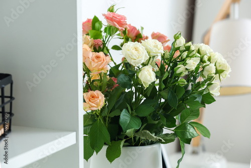 Elegant white and peach min...