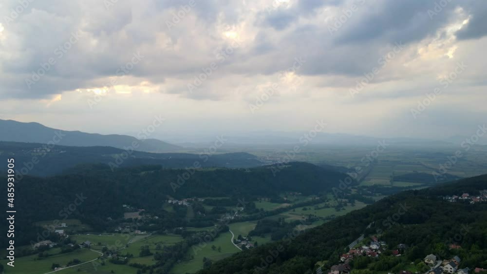 Time lapse Drone shoot,moody clouds, cloudy day, sunset, woods, afternoon Europa SLOVENIJA prodia.mov Time lapse Drone shoot,moody clouds, cloudy day, sunset, woods, afternoon Europa SLOVENIJA prodia.mov