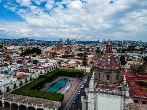 Hermosa vista de iglesia Santa Rosa de Viterbo Quer  taro  Mexico