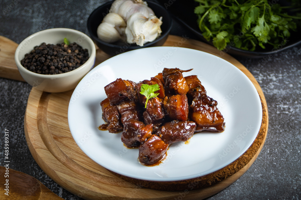 Thai Pork Belly Stew - Moo Hong