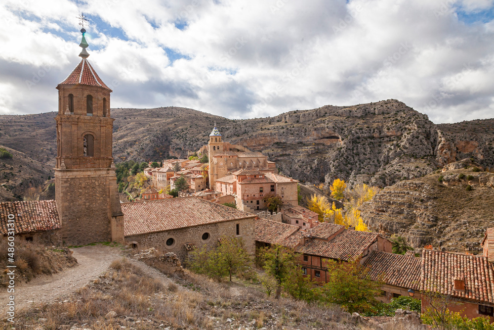 Stadtansicht von Albarracin mit Kathedrale